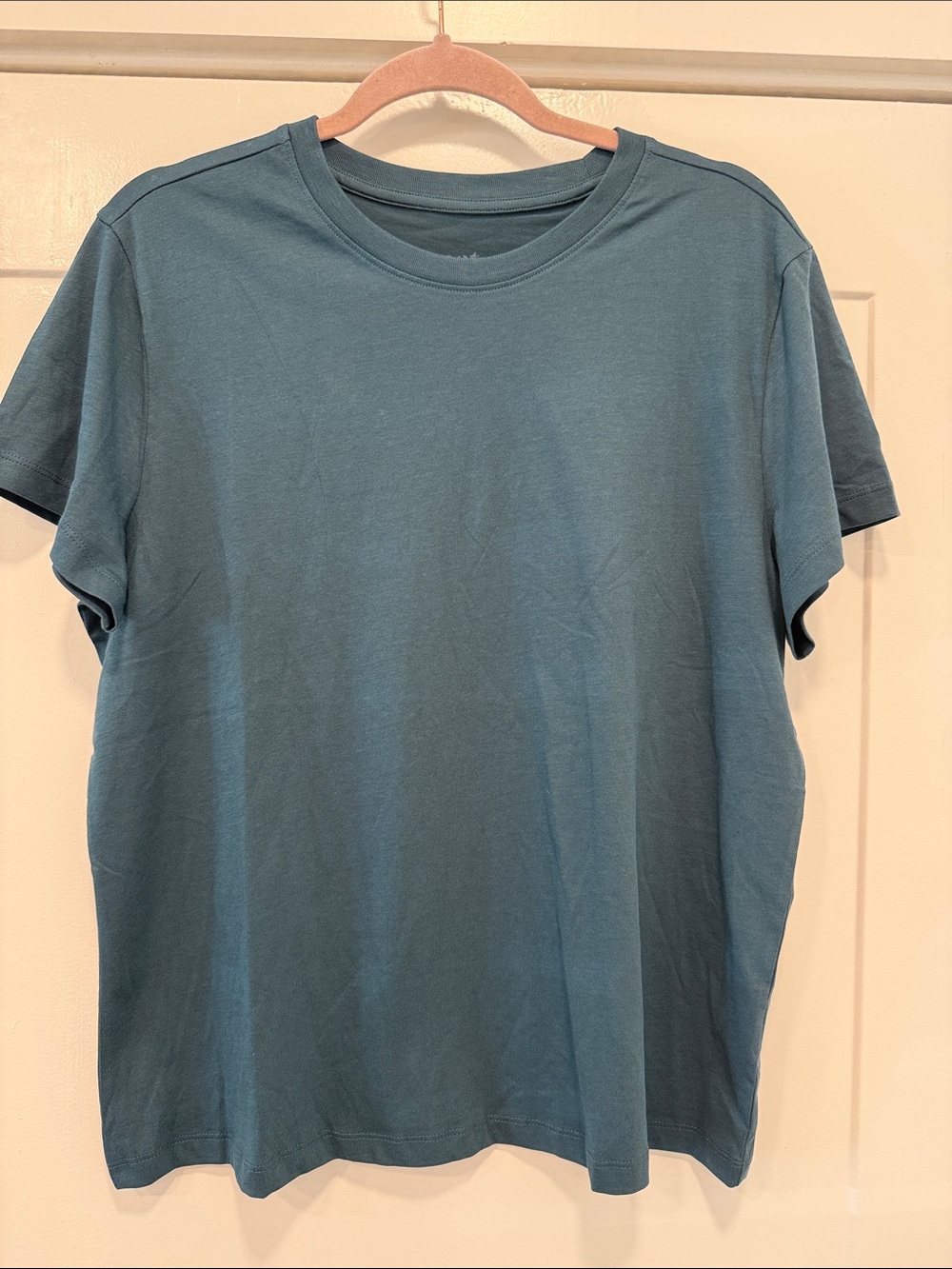 Pact women’s basic organic Crew Tee in Teal Blue size large